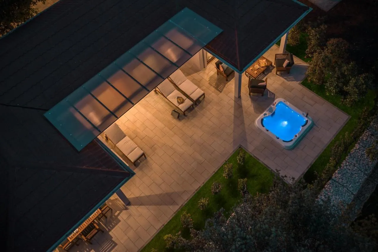 Ferienpark Luxury Glamping Bay Villas Porto Bus Bale