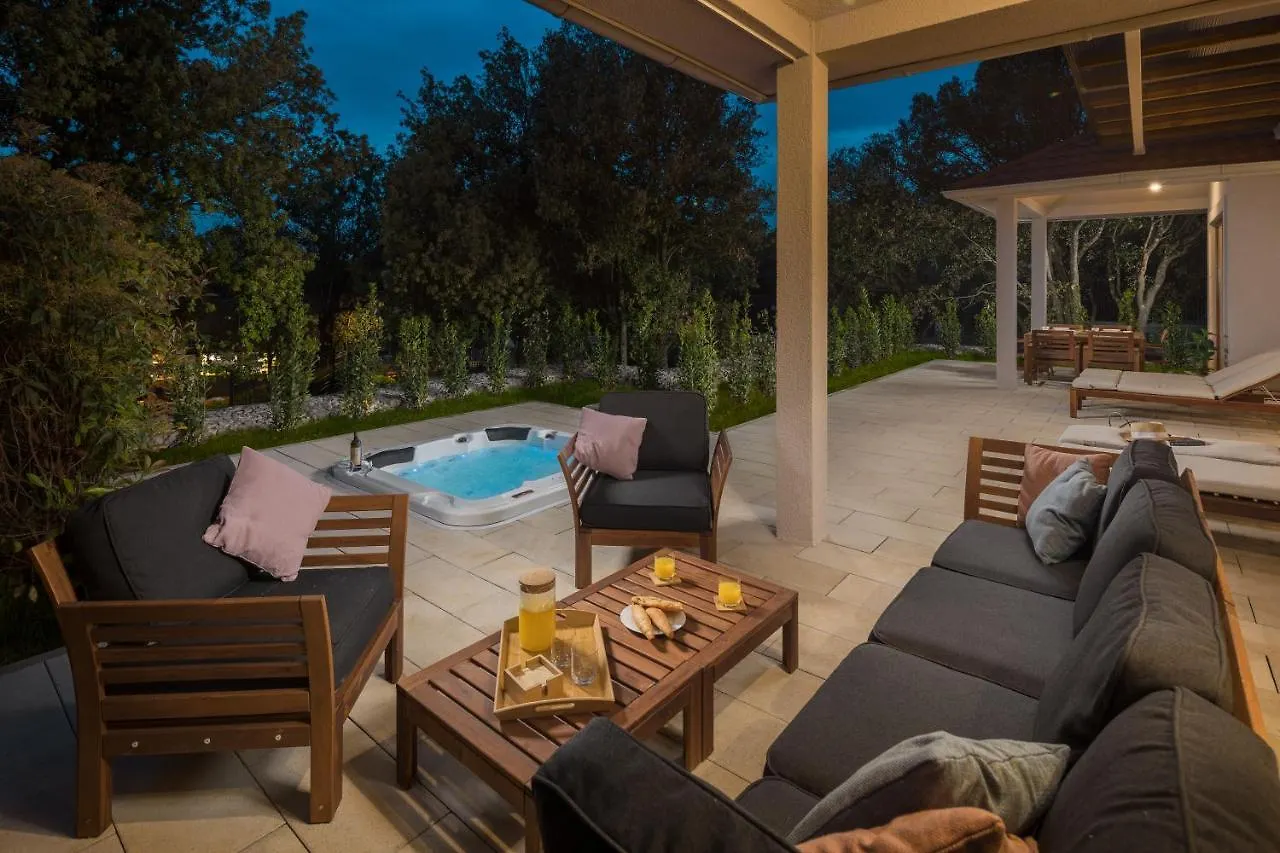 Luxury Glamping Bay Villas Porto Bus Bale Croacia